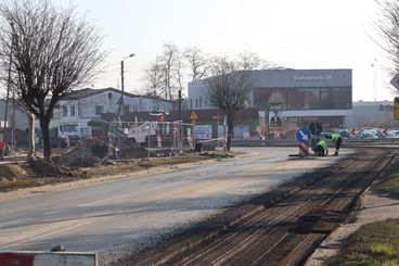 Zgodnie z zapowiedzią skrzyżowanie, na którym powstaje rondo, zostało zamknięte
